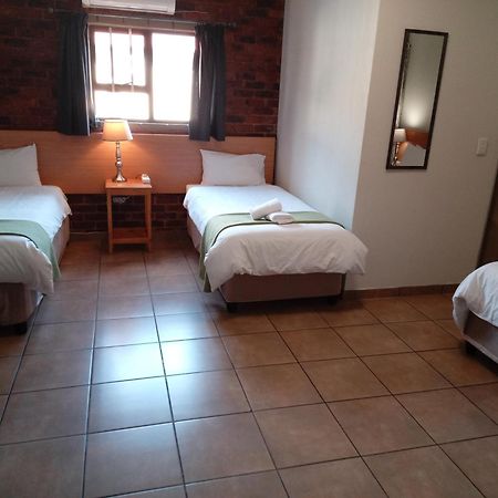 24 Onvrey Guest House Boksburg Zewnętrze zdjęcie