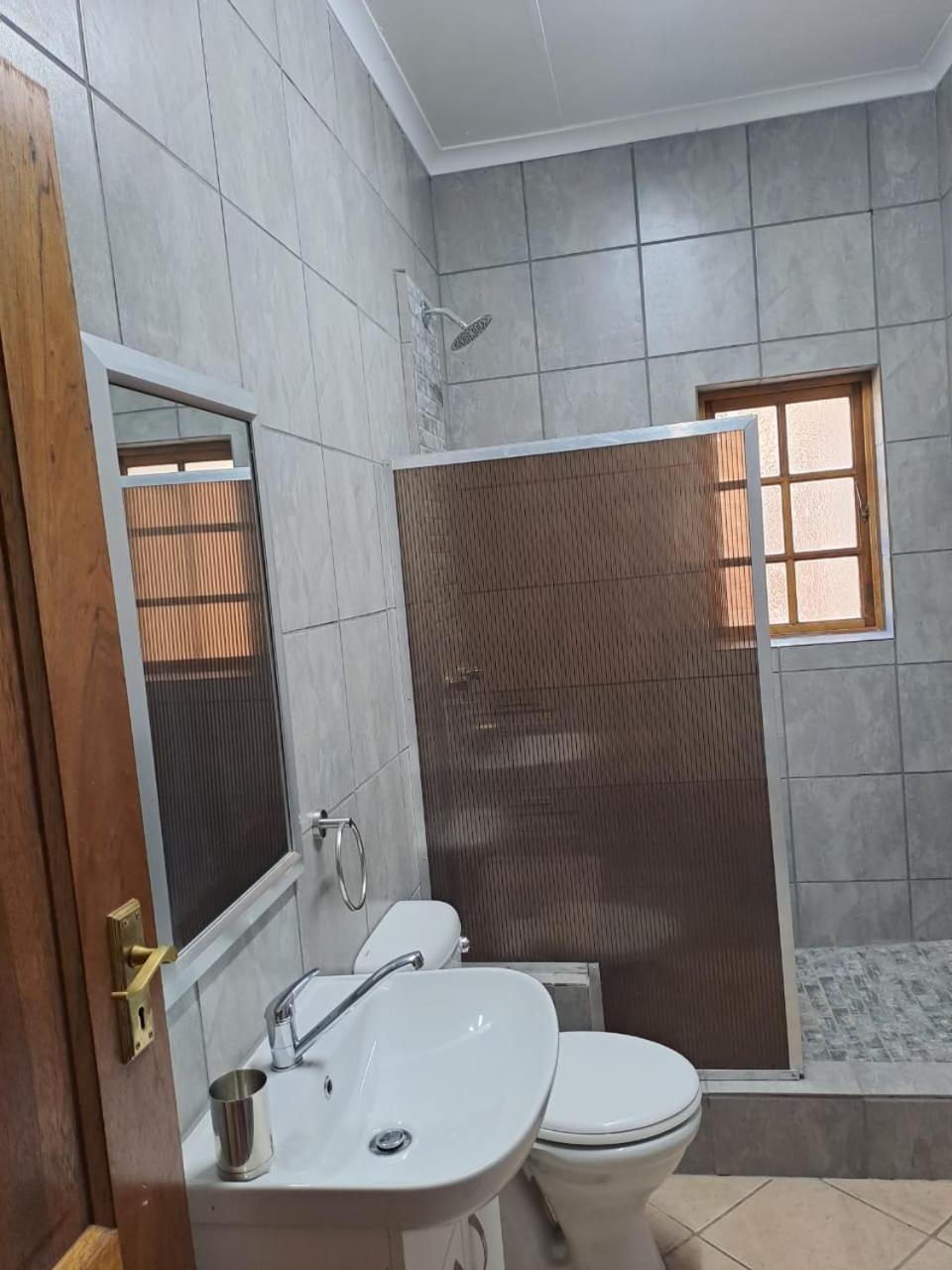 24 Onvrey Guest House Boksburg Zewnętrze zdjęcie